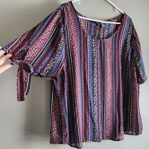 Torrid Size 3 Boho Stripe Floral Tie Sleeve Blouse Scoop Neck Plus